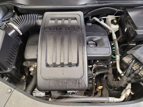 Used 2017 Chevrolet Equinox LS image 30