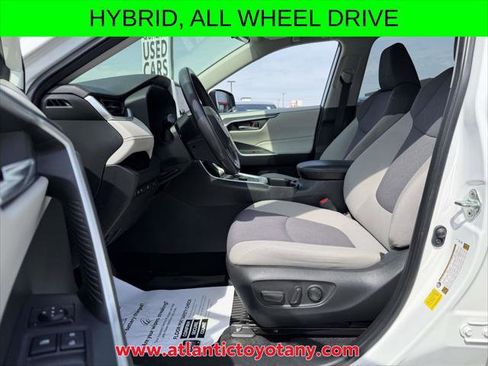 Certified 2023 Toyota RAV4 XLE w/ Convenience Package AWD/4WD image 10