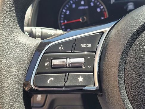 Certified 2023 Kia Forte LXS FWD image 13