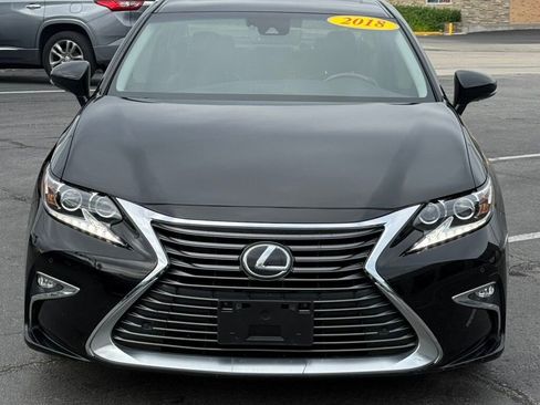 Used 2018 Lexus ES 350 w/ Navigation System Package FWD image 5