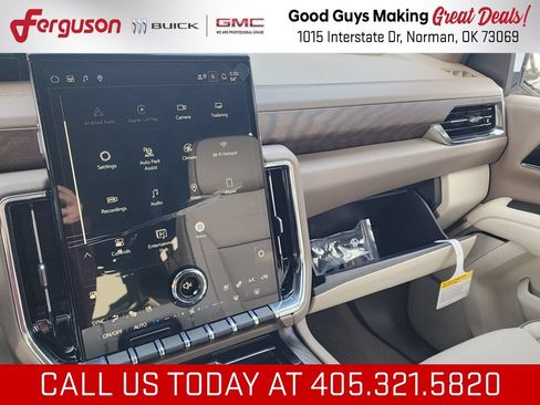 New 2026 GMC Yukon XL Denali w/ Denali Reserve Package AWD/4WD image 41
