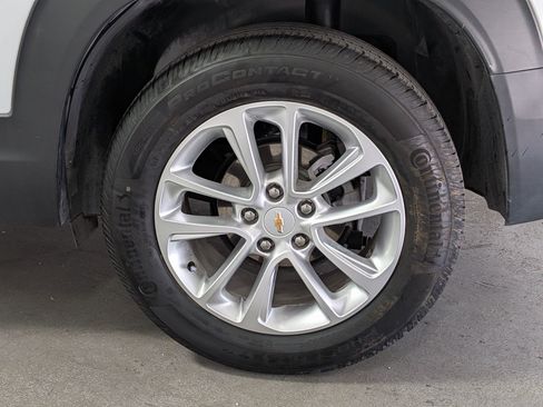 Used 2024 Chevrolet TrailBlazer LS w/ LS Convenience Package AWD/4WD image 14