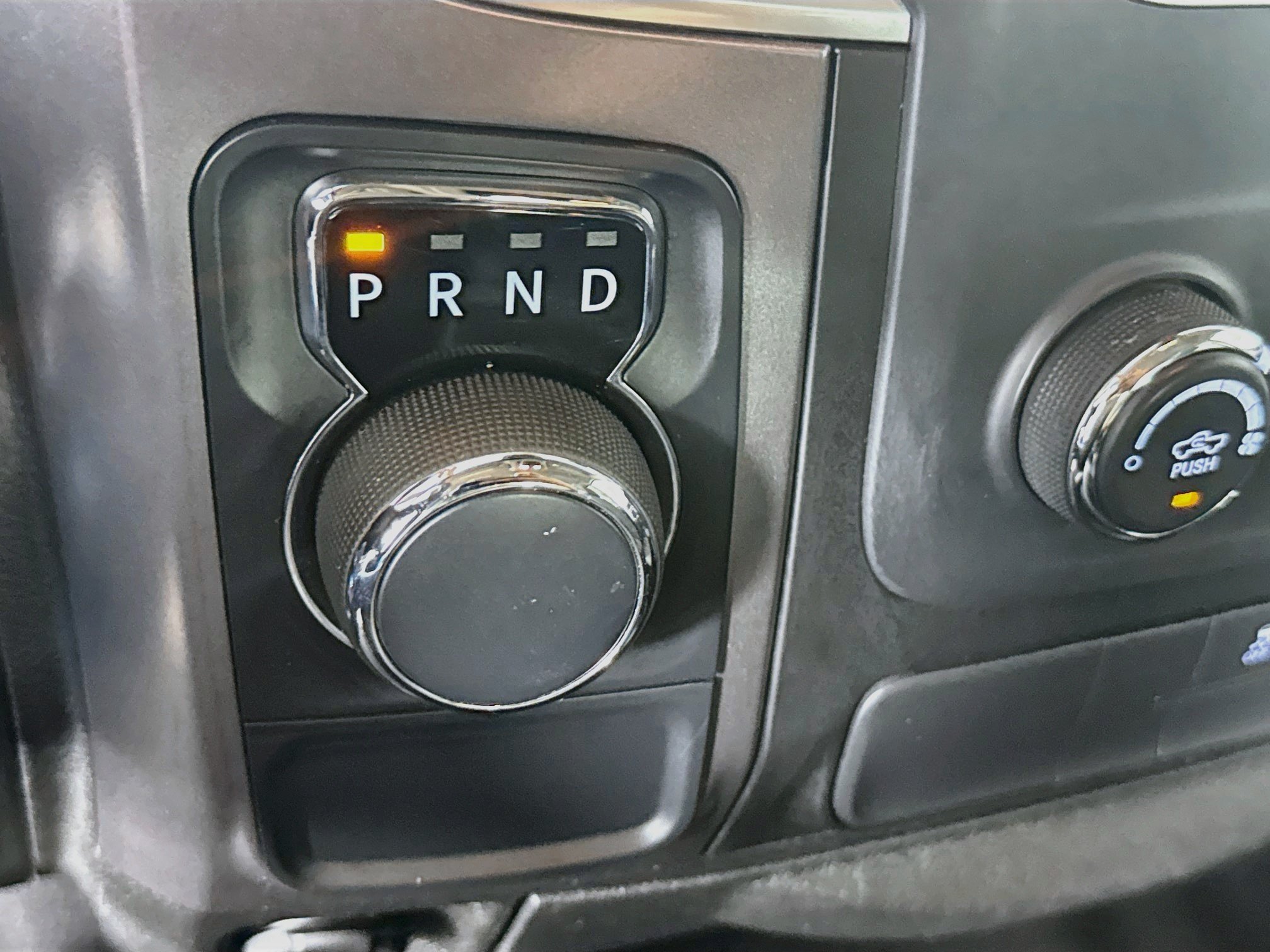 Used 2022 RAM 1500 Classic SLT RWD image 19