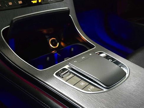 Certified 2020 Mercedes-Benz GLC 300 4MATIC image 35