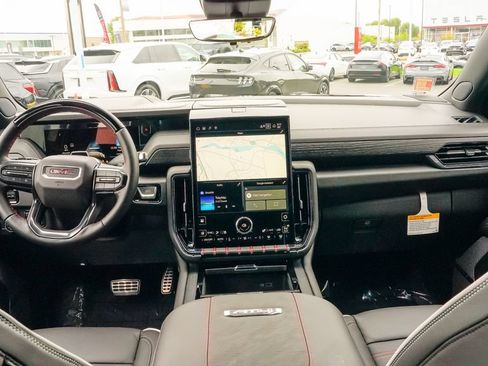 New 2026 GMC Yukon AT4 Ultimate AWD/4WD image 16