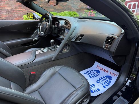 Used 2018 Chevrolet Corvette Stingray Coupe w/ 2LT Preferred Equipment Group image 59