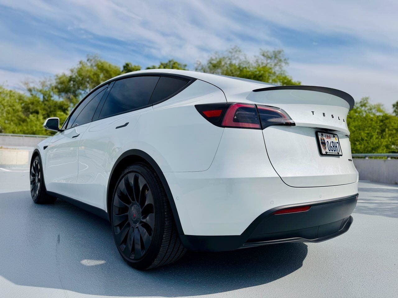 Used 2022 Tesla Model Y Performance AWD/4WD image 4