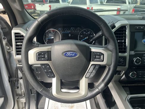 Used 2018 Ford F250 Lariat w/ Lariat Ultimate Package AWD/4WD image 22
