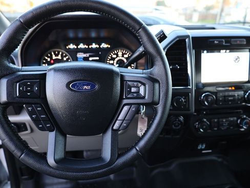 Used 2016 Ford F150 XLT w/ Equipment Group 302A Luxury image 22