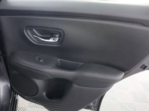 Used 2023 Honda HR-V LX image 25