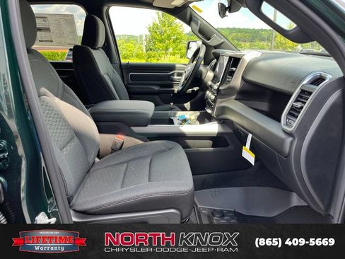 New 2026 RAM 1500 Big Horn w/ Night Edition AWD/4WD image 25