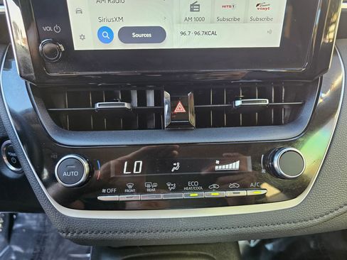 Used 2023 Toyota Corolla LE image 15
