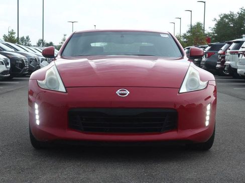 Used 2014 Nissan 370Z Touring w/ Navigation Package RWD image 2