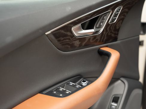 Certified 2023 Audi Q7 2.0T Premium w/ Convenience Package AWD/4WD image 20