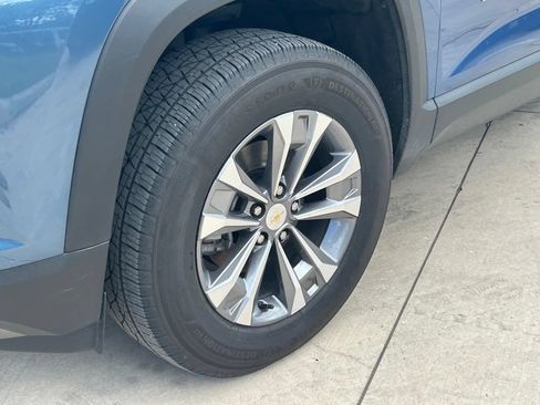Used 2025 Chevrolet Equinox LT FWD image 9