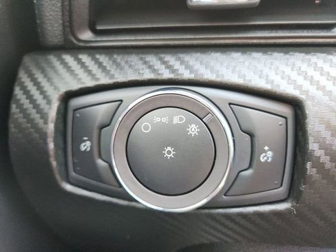 Used 2019 Ford Mustang Coupe image 30