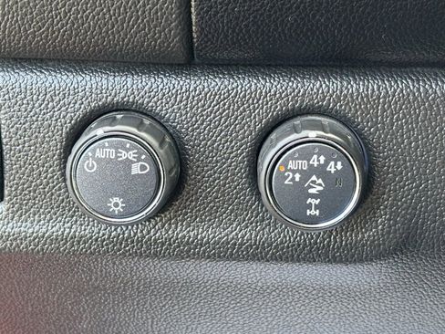 Used 2018 Chevrolet Colorado ZR2 image 21