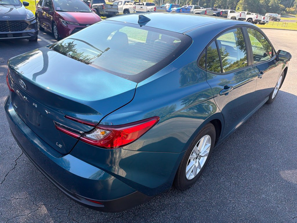 Used 2026 Toyota Camry LE FWD image 5