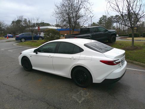 Used 2026 Toyota Camry LE image 41
