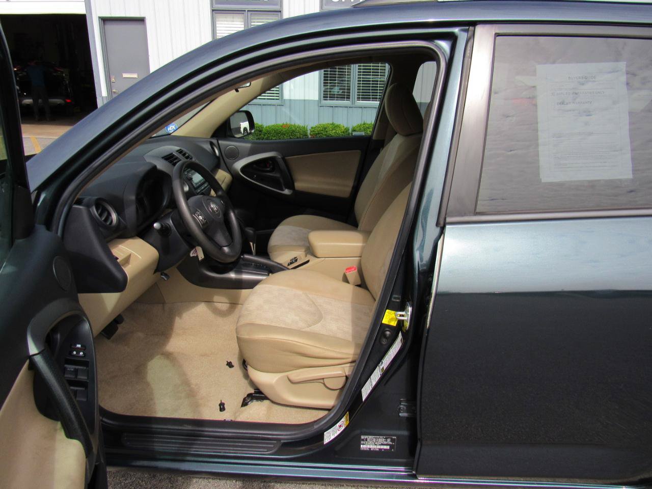 Used 2012 Toyota RAV4 4WD w/ Value Pkg image 14