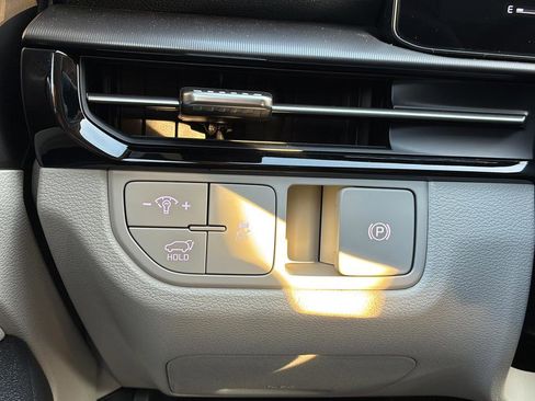 New 2026 Kia Sportage EX FWD image 27