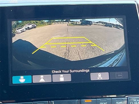 Used 2023 Honda Odyssey Touring image 14