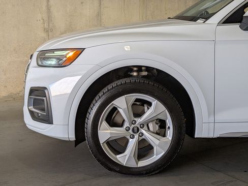 Used 2021 Audi Q5 Premium Plus w/ Premium Plus Package AWD/4WD image 14