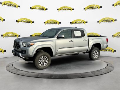 Used 2018 Toyota Tacoma SR5 w/ SR5 Appearance Package (SM)