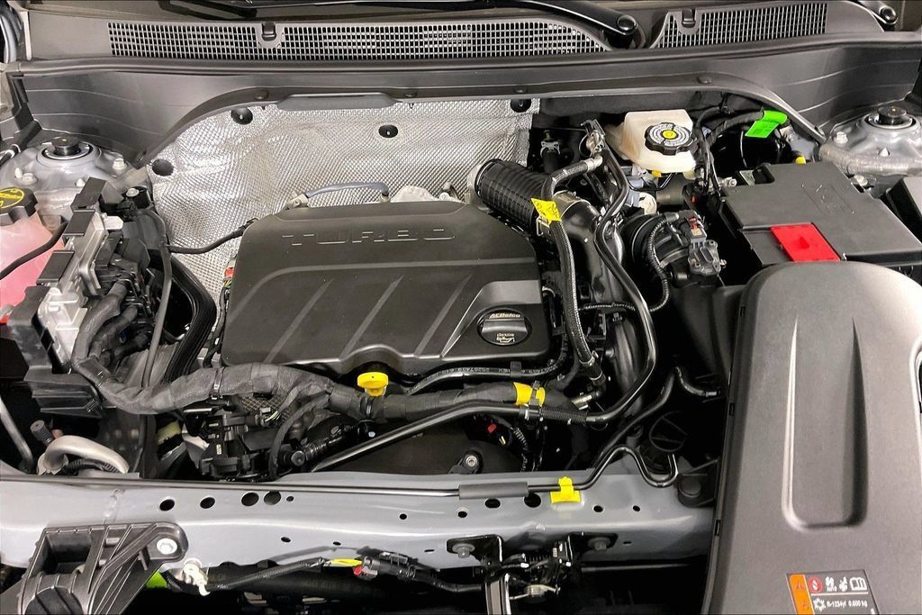 New 2026 Buick Envista Sport Touring w/ Convenience I Package FWD image 2