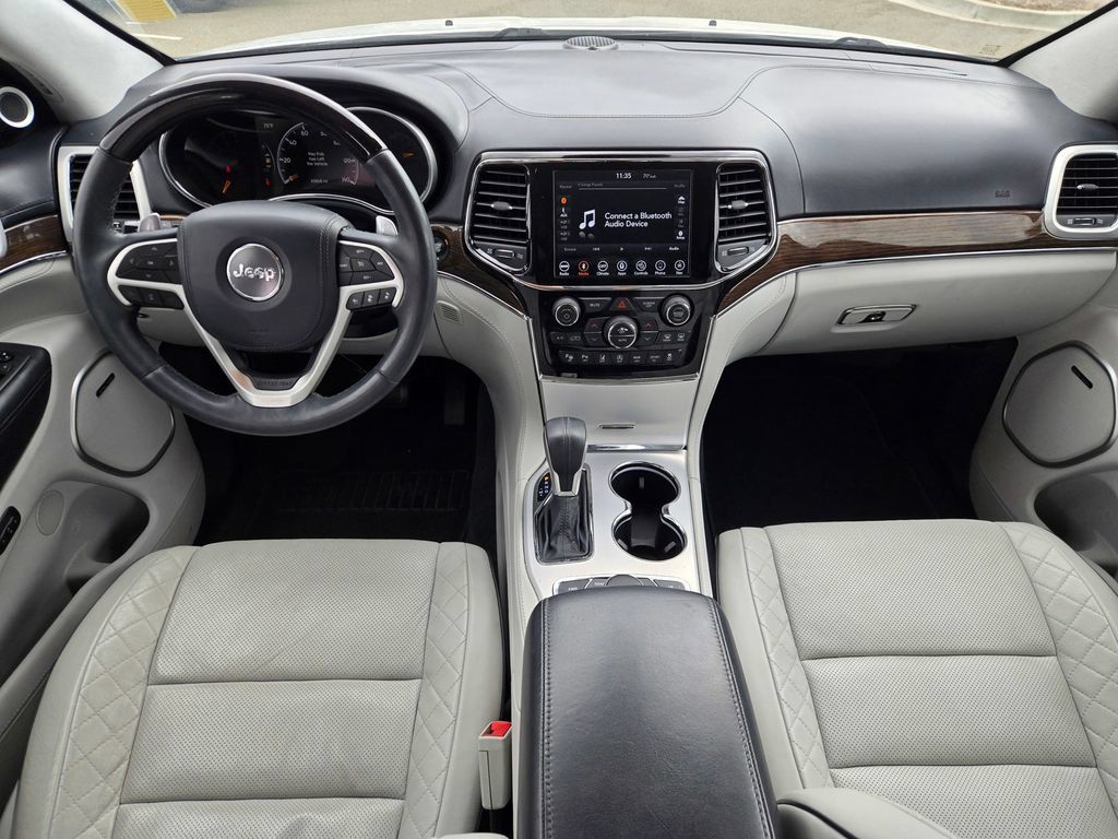 Used 2019 Jeep Grand Cherokee Summit AWD/4WD image 12