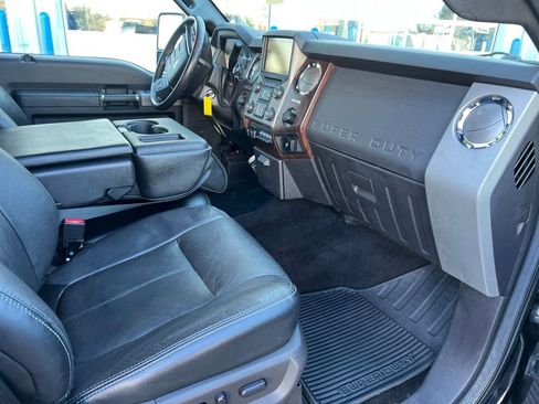 Used 2016 Ford F350 Lariat w/ Chrome Package image 35