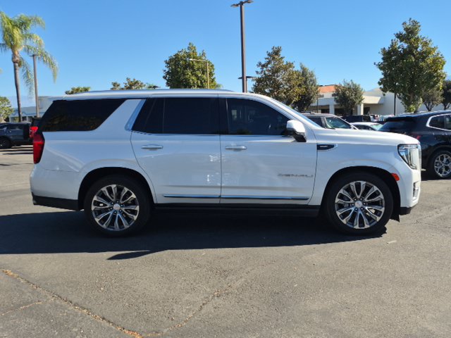 Used 2021 GMC Yukon Denali w/ Denali Ultimate Package AWD/4WD image 4