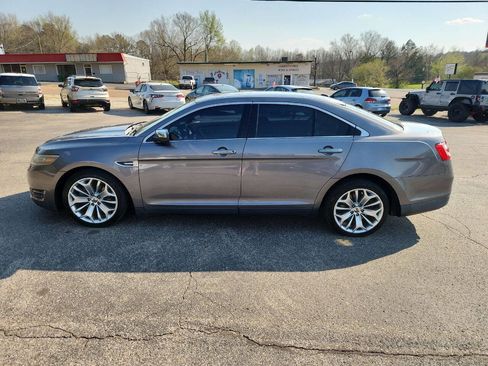 Used 2014 Ford Taurus Limited w/ Equipment Group 301A image 6