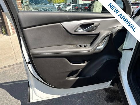 Used 2024 Chevrolet Blazer LT w/ Midnight/Sport Edition AWD/4WD image 18