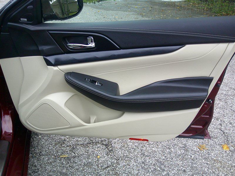 Used 2019 Nissan Maxima Platinum w/ Sport Mat Group FWD image 20