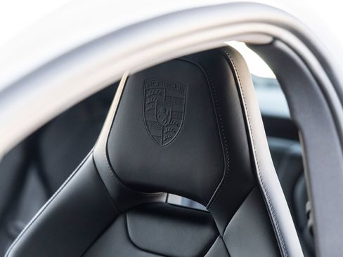 Certified 2025 Porsche Panamera 4 AWD/4WD image 26