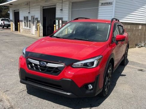Used 2023 Subaru Crosstrek 2.5i Limited AWD/4WD image 3