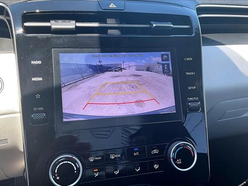 Used 2022 Hyundai Tucson SEL FWD image 22