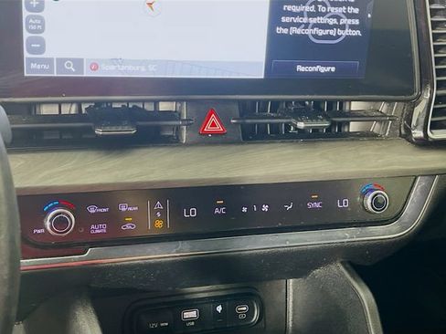 Used 2023 Kia Sportage X-Line w/ X-Line Premium Package AWD/4WD image 17