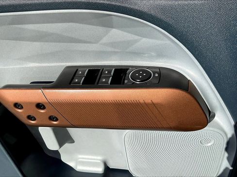 Certified 2022 Ford Maverick Lariat w/ Equipment Group 500A Standard image 31