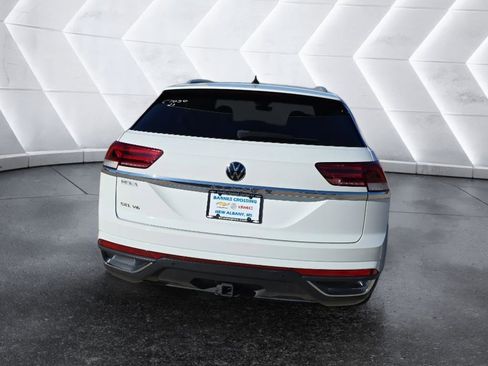 Used 2021 Volkswagen Atlas Cross Sport SEL image 6