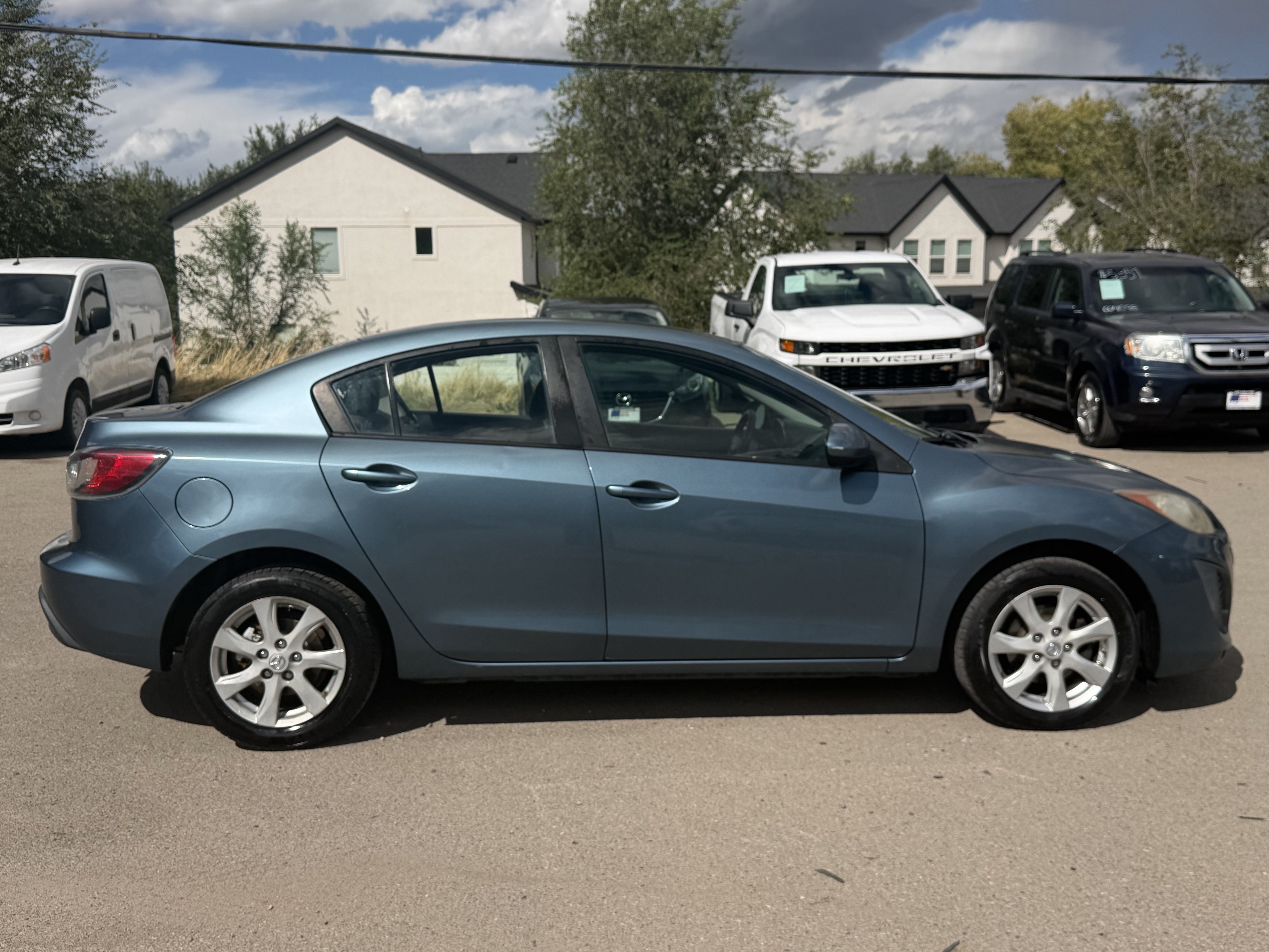 Used 2011 MAZDA MAZDA3 i Touring FWD image 7