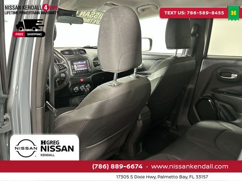 Used 2017 Jeep Renegade Altitude image 28