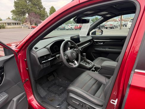 Used 2023 Honda CR-V Sport Touring image 10