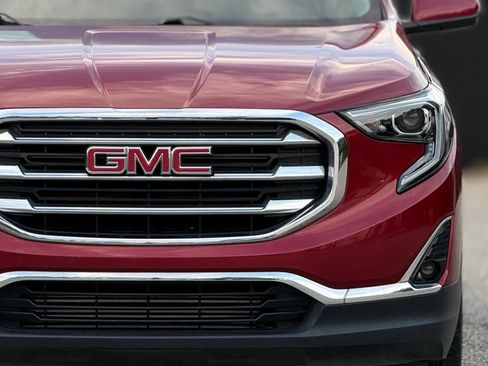 Used 2019 GMC Terrain SLT w/ Preferred Package FWD image 11