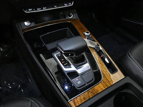 Used 2023 Audi Q5 2.0T Premium Plus w/ Premium Plus Package image 12