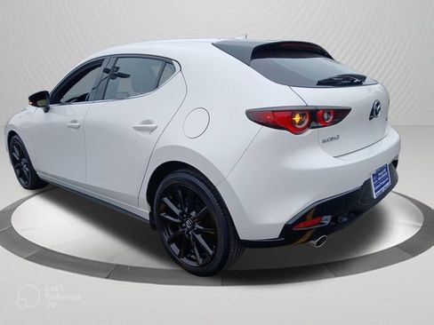 Used 2024 MAZDA MAZDA3 s FWD image 5