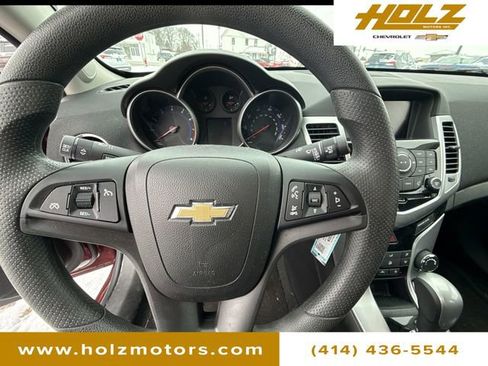 Certified 2016 Chevrolet Cruze LT image 13