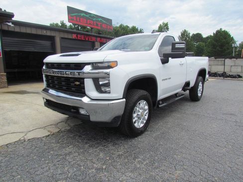 Used 2022 Chevrolet Silverado 3500 LT w/ Convenience Package AWD/4WD image 8