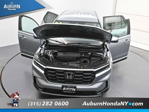 Used 2024 Honda Pilot EX-L image 35